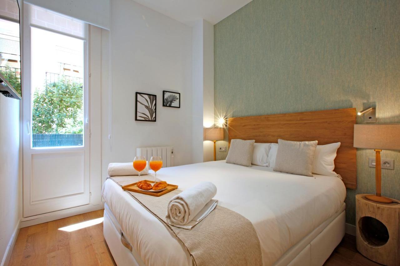 Tirso Suite Мадрид Экстерьер фото