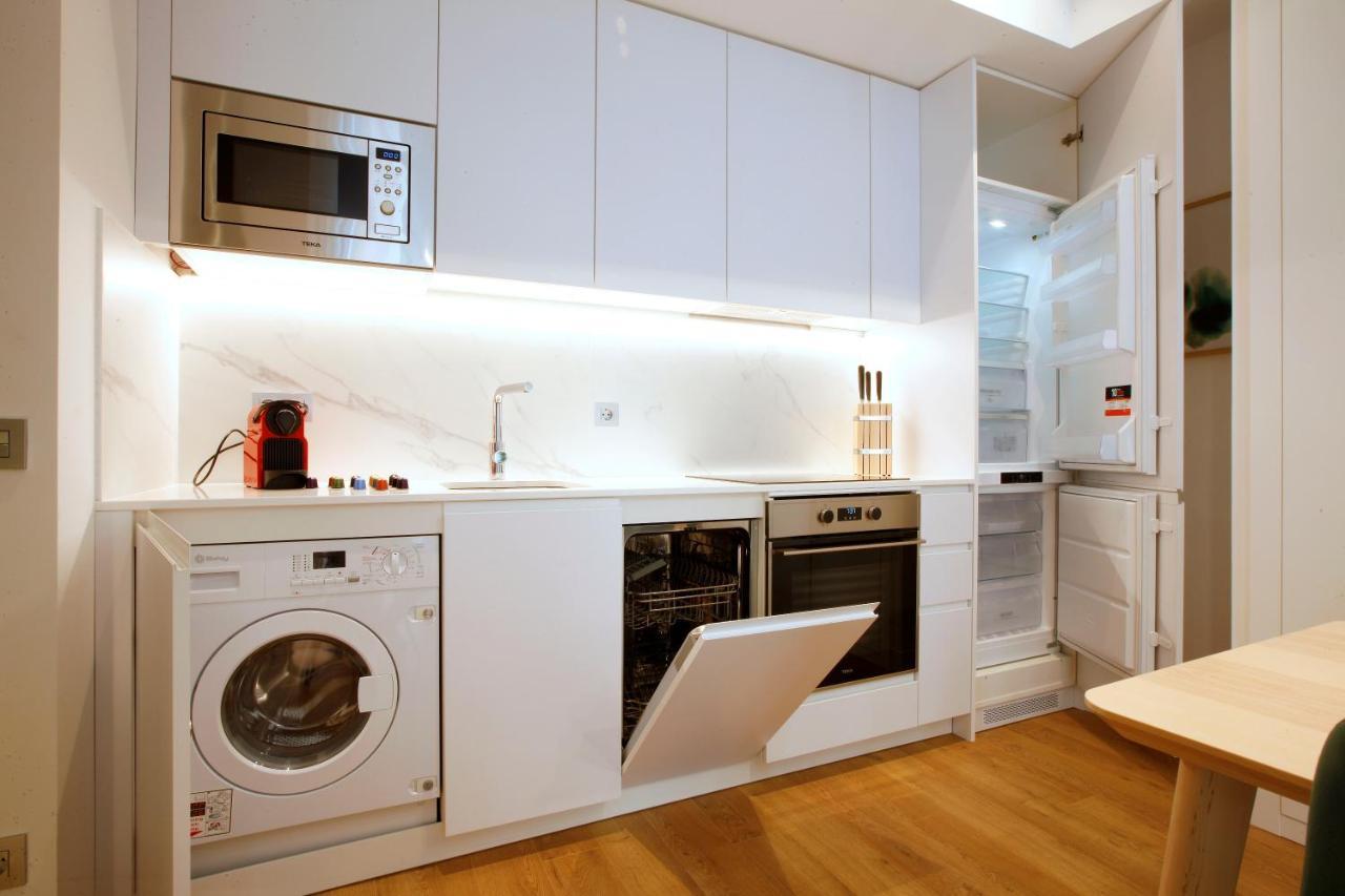 Tirso Suite Мадрид Экстерьер фото